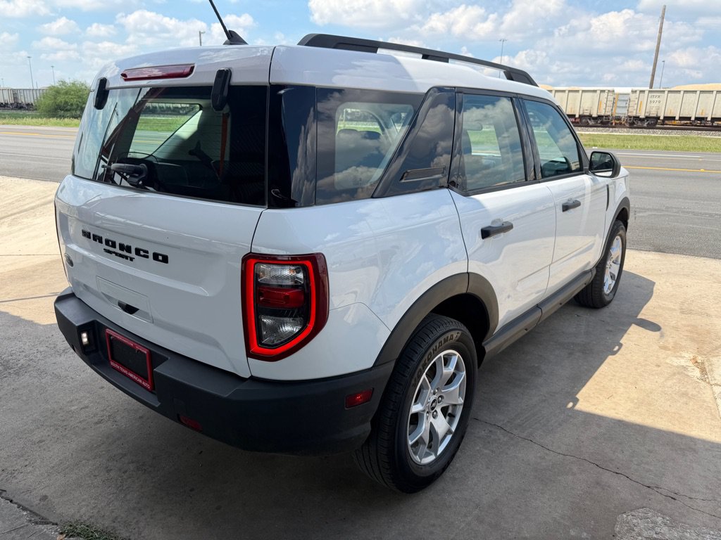 Used 2023 Ford Bronco Sport AWD/4WD image 11