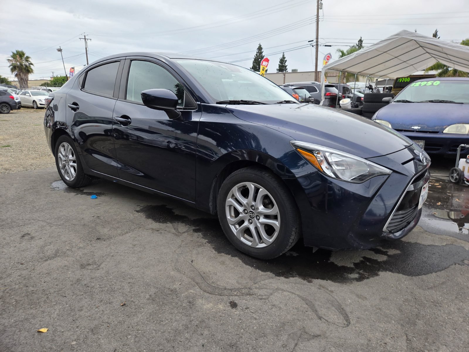 Used 2016 Scion iA FWD image 4