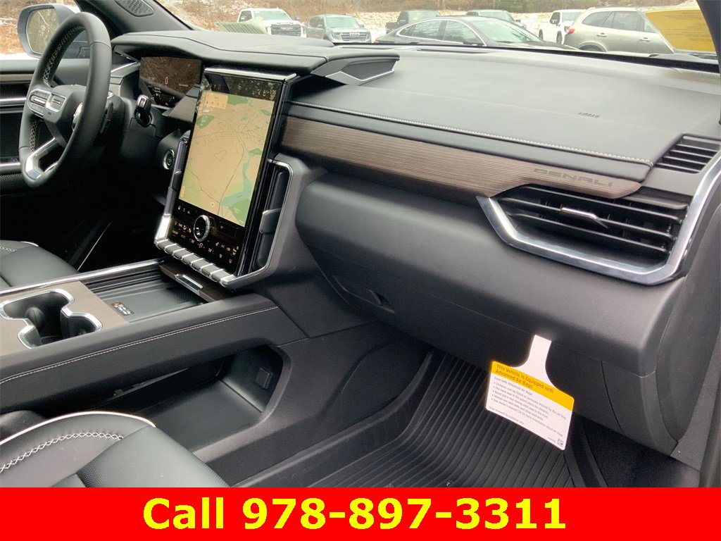 New 2025 GMC Acadia Denali w/ LPO, Floor Liner Package image 28