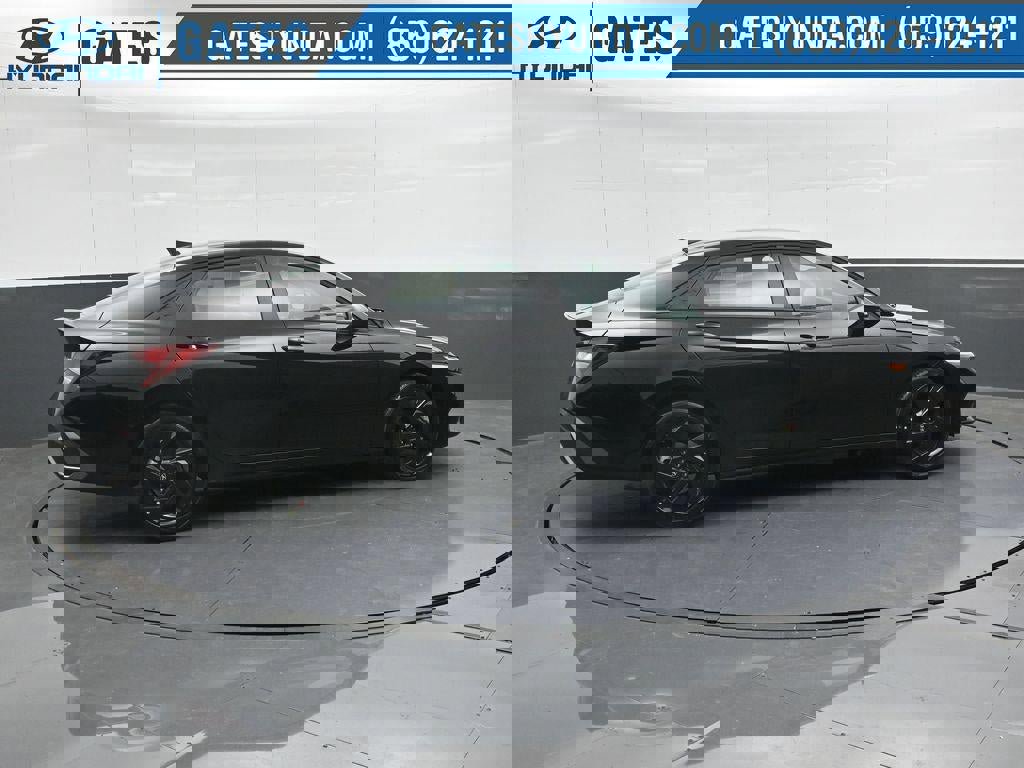 New 2026 Hyundai Elantra Sport image 3