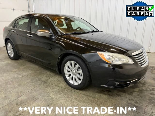 Used 2013 Chrysler 200 Limited FWD image 1