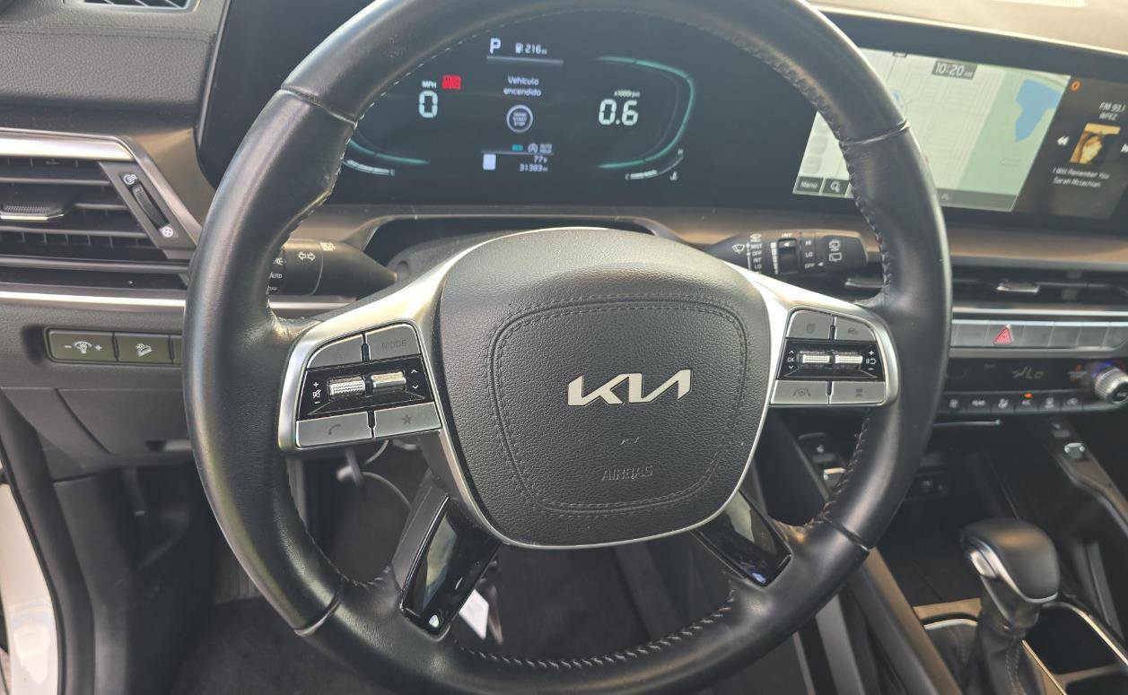 Used 2025 Kia Telluride S image 7
