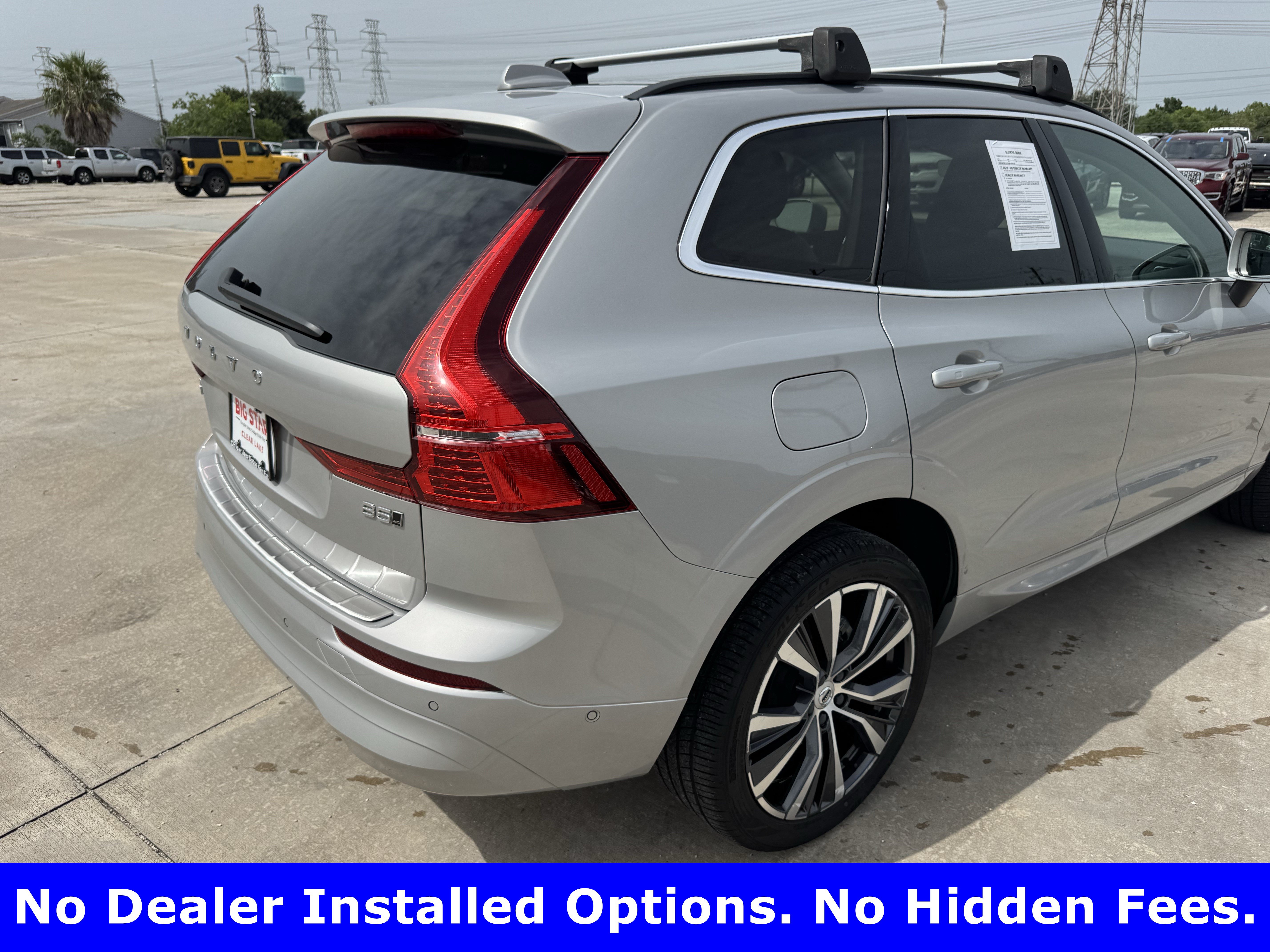 Used 2022 Volvo XC60 B5 Momentum w/ Advanced Package AWD/4WD image 8