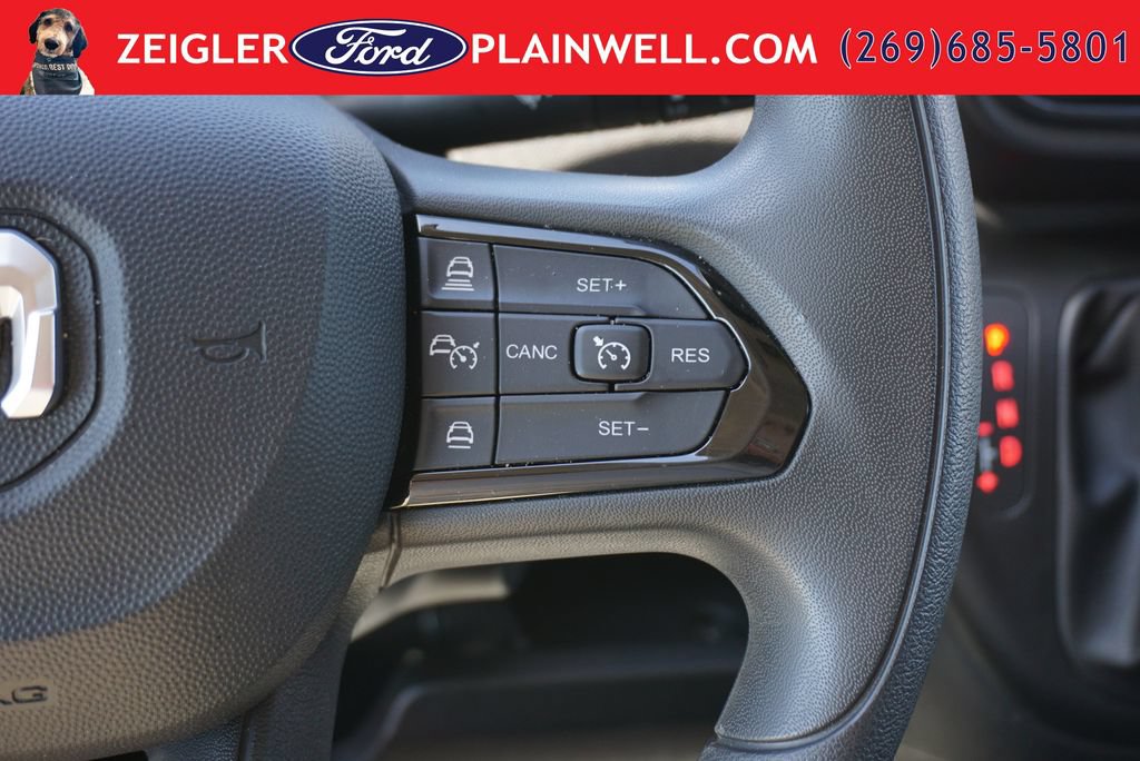 Used 2025 RAM ProMaster 2500 w/ U-Haul Equipment Group FWD image 21