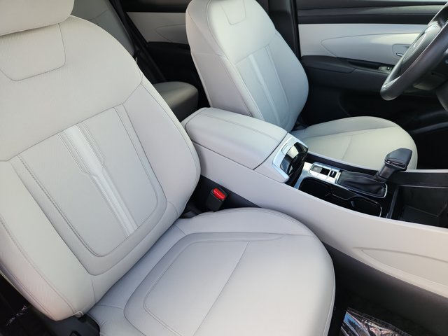 Used 2025 Hyundai Tucson SEL FWD image 21