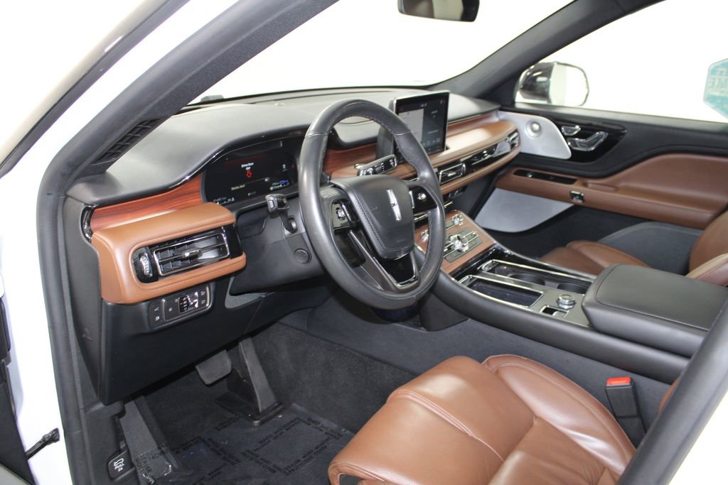 Used 2022 Lincoln Aviator Grand Touring w/ Equipment Group 301A image 23
