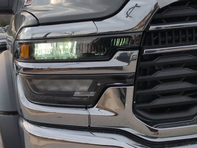 New 2026 RAM 4500 Tradesman AWD/4WD image 9