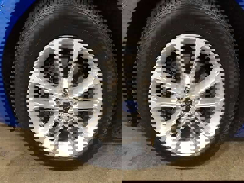 Used 2020 Ford Fusion SE image 20