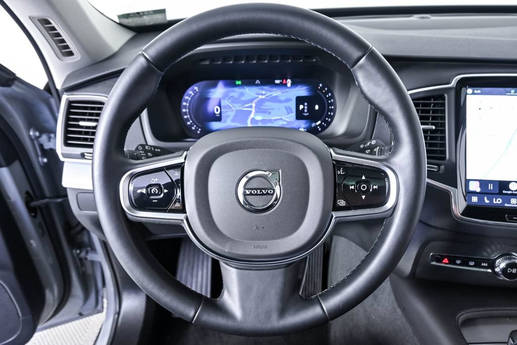 Certified 2025 Volvo XC90 B5 Core AWD/4WD image 10