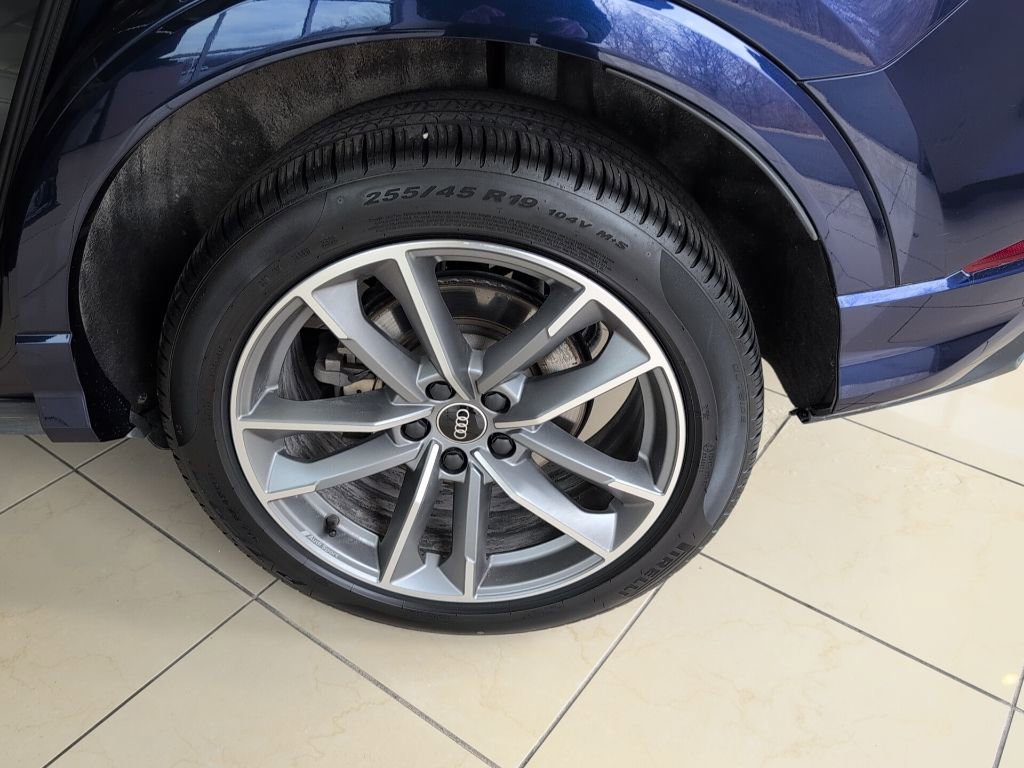 Used 2024 Audi Q3 2.0T Premium Plus w/ Premium Plus Package image 56