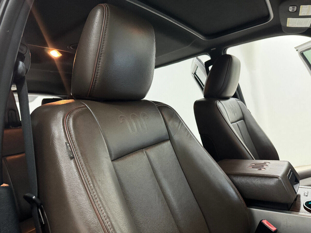 Used 2015 Ford Expedition King Ranch RWD image 41