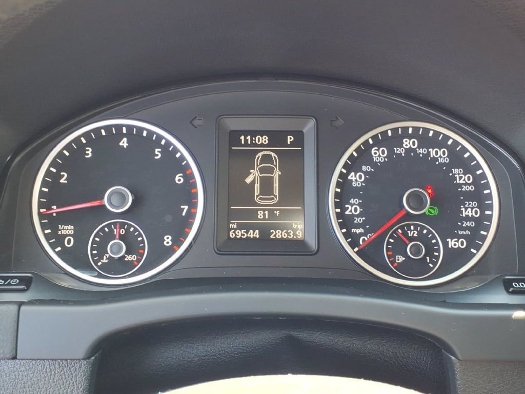 Used 2016 Volkswagen Tiguan S FWD image 6