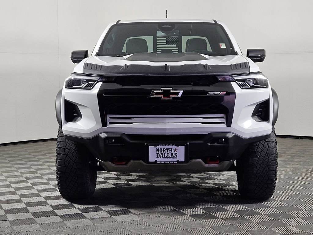 Used 2024 Chevrolet Colorado ZR2 w/ Technology Package AWD/4WD image 2