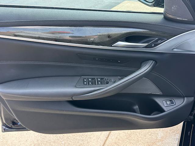 Used 2023 BMW M550i xDrive AWD/4WD image 18