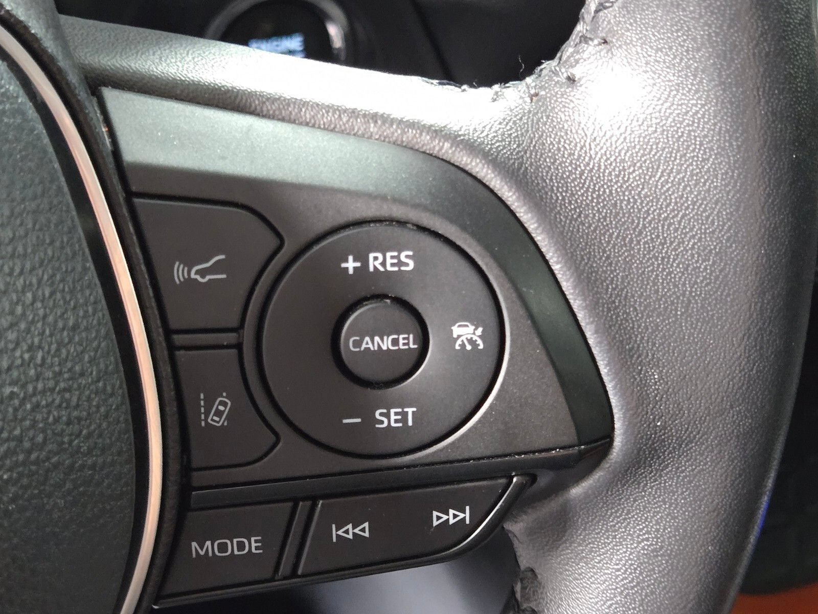 Used 2024 Toyota RAV4 Adventure AWD/4WD image 23
