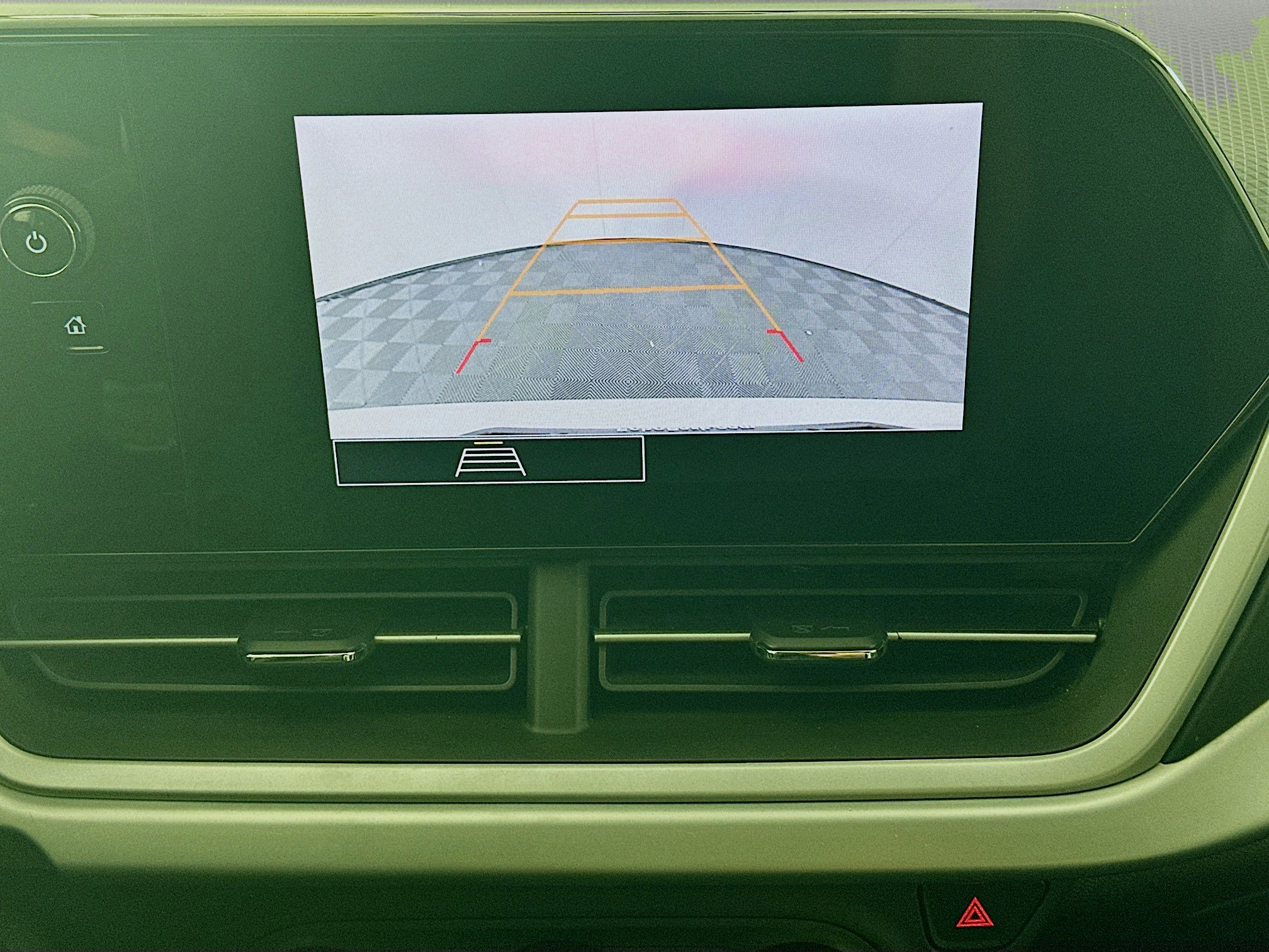 Used 2024 Chevrolet Trax RS image 22