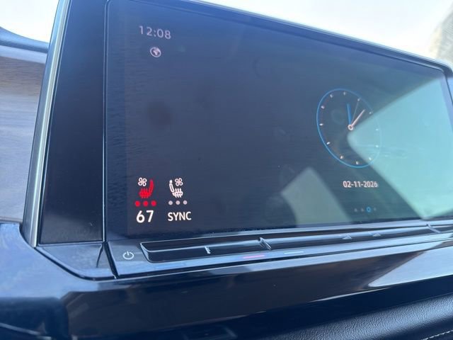 Used 2024 Volkswagen Atlas SE image 3