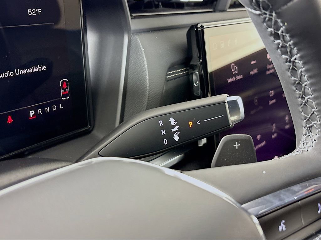 New 2026 GMC Terrain Elevation w/ Elevation Premium Package AWD/4WD image 17