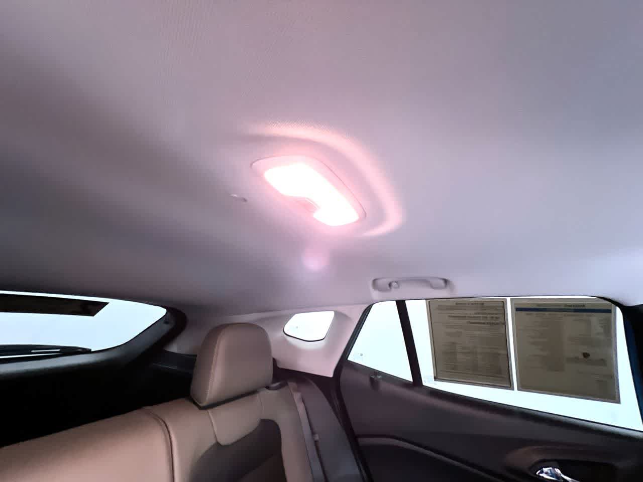 Used 2025 Chevrolet Trax ACTIV w/ Sunroof Package FWD image 37