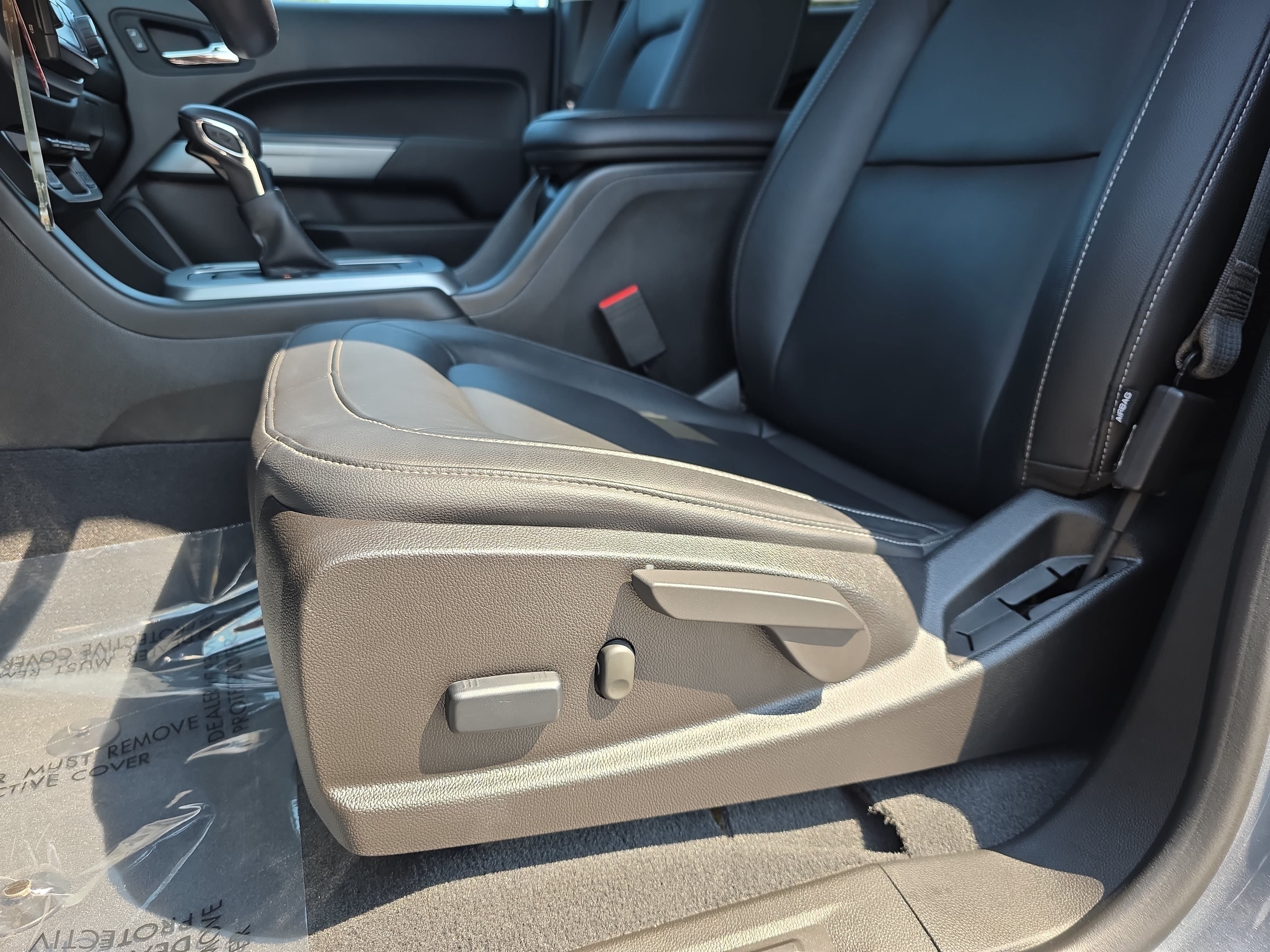 Used 2022 Chevrolet Colorado LT w/ Luxury Package RWD image 26