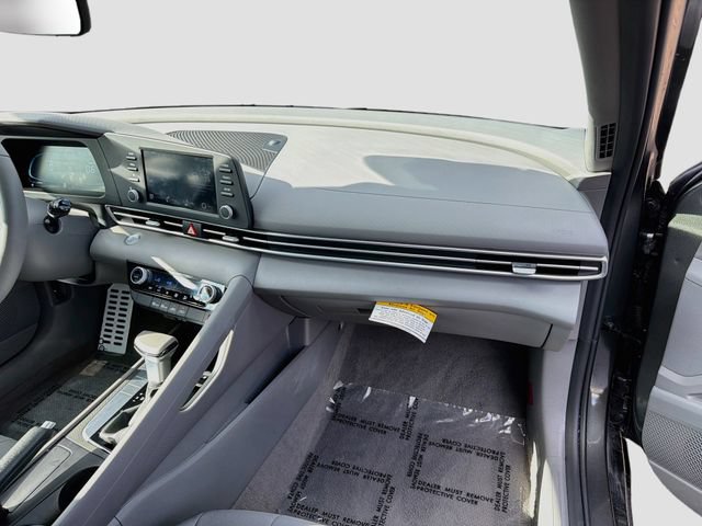 Certified 2026 Hyundai Elantra Sport FWD image 27