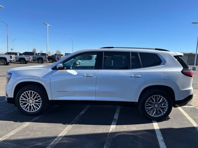 Used 2024 GMC Acadia Denali image 4