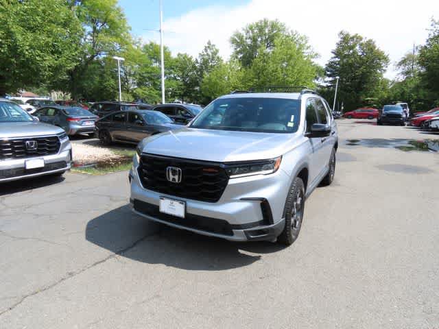 Certified 2025 Honda Pilot TrailSport