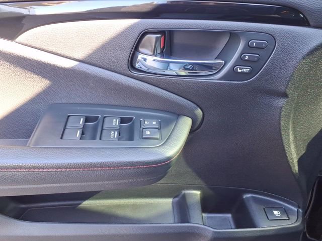 Certified 2023 Honda Ridgeline Black Edition image 16