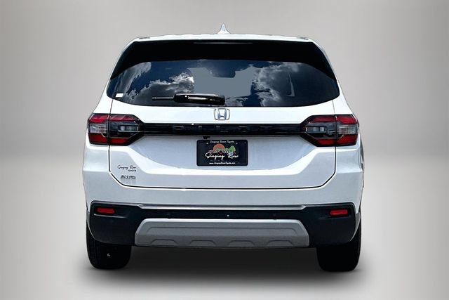 Used 2025 Honda Pilot EX-L image 6