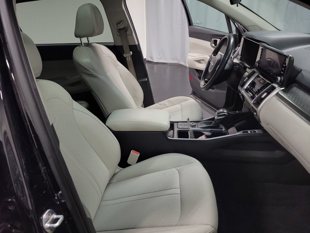 Used 2022 Kia Sorento S w/ Panoramic Sunroof Package FWD image 27