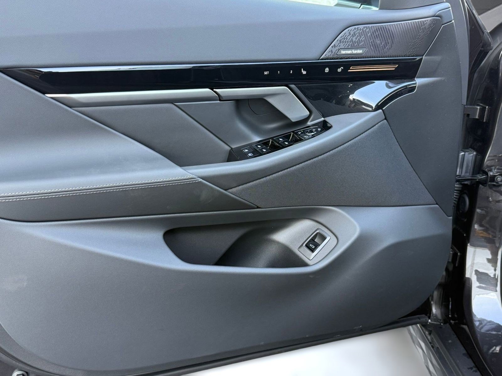 New 2026 BMW 530i w/ Executive Package RWD image 12