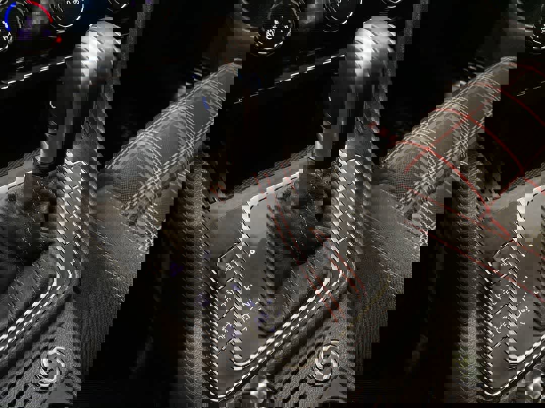 Used 2020 Volkswagen GTI S image 19