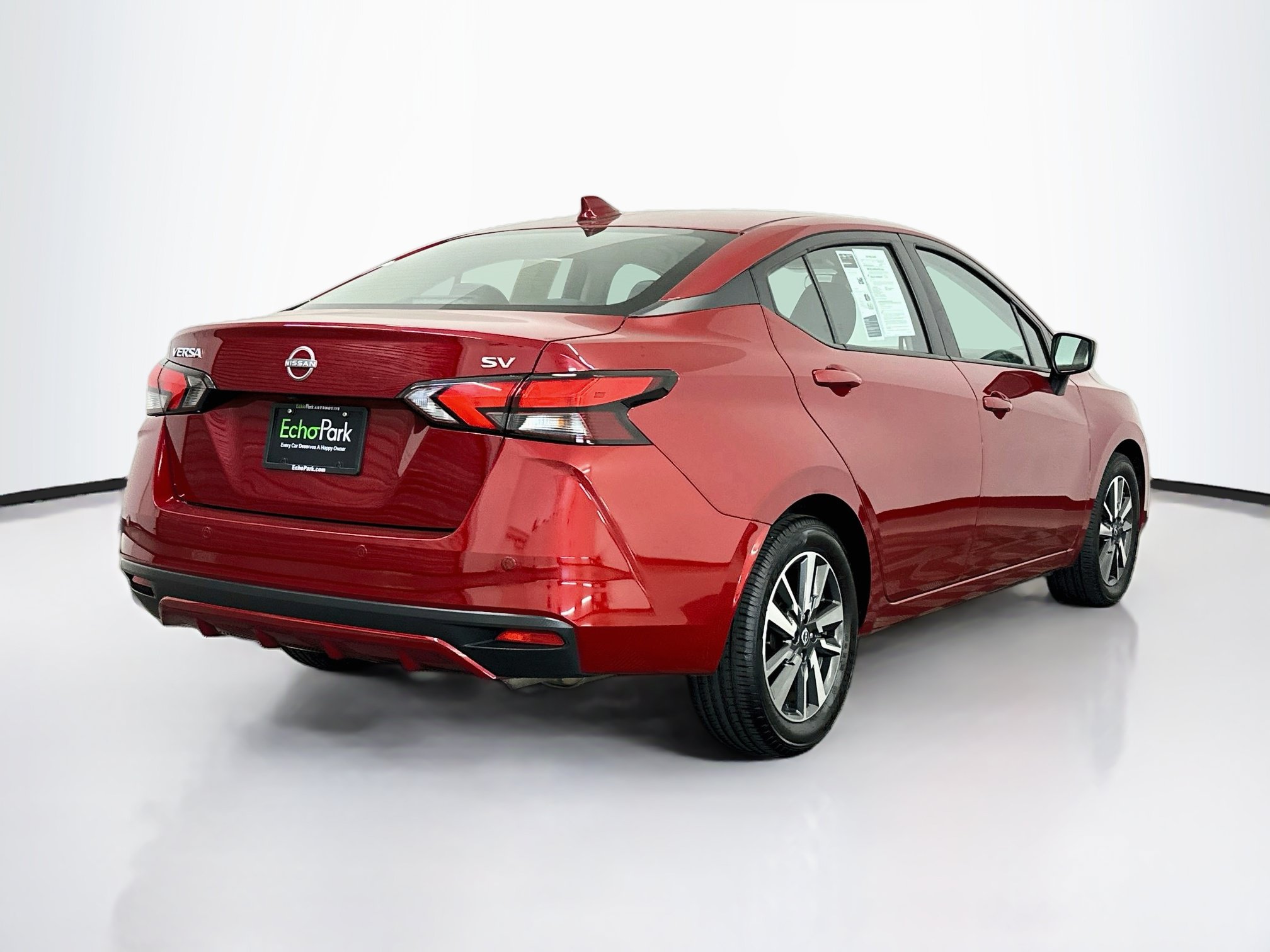 Used 2024 Nissan Versa SV FWD image 9