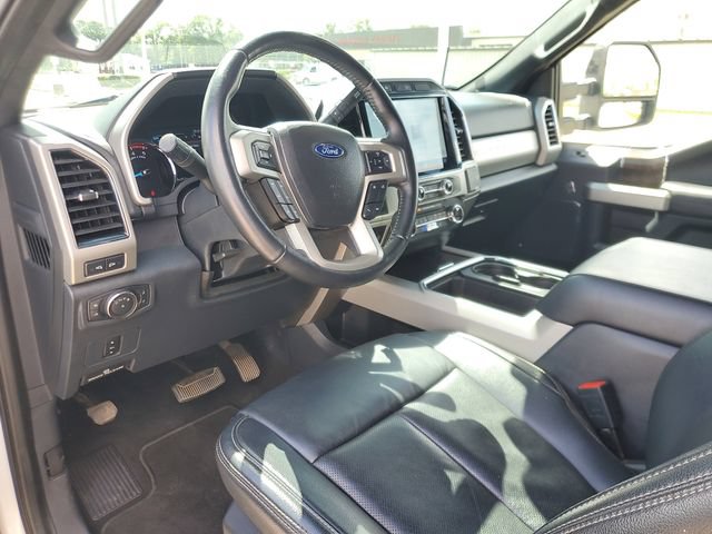 Used 2022 Ford F250 Lariat w/ Black Appearance Package AWD/4WD image 15