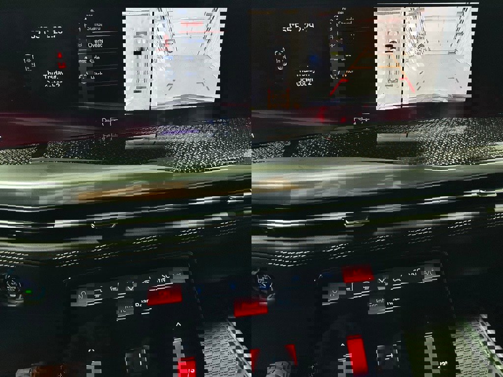 Used 2025 Cadillac Escalade V image 37