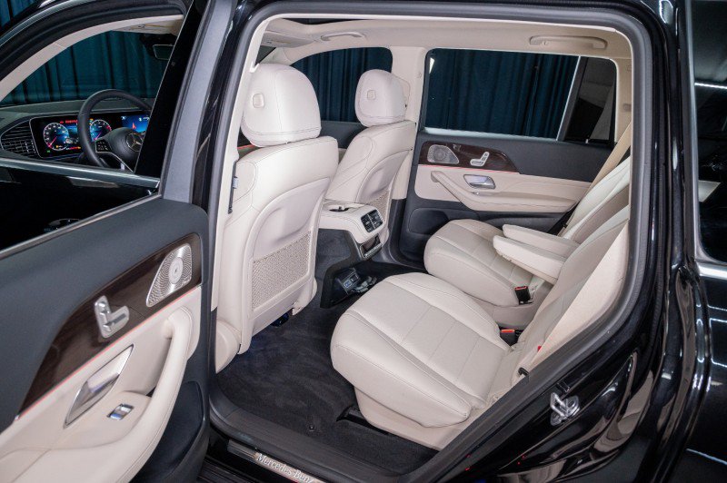 Certified 2026 Mercedes-Benz GLS 450 4MATIC image 16