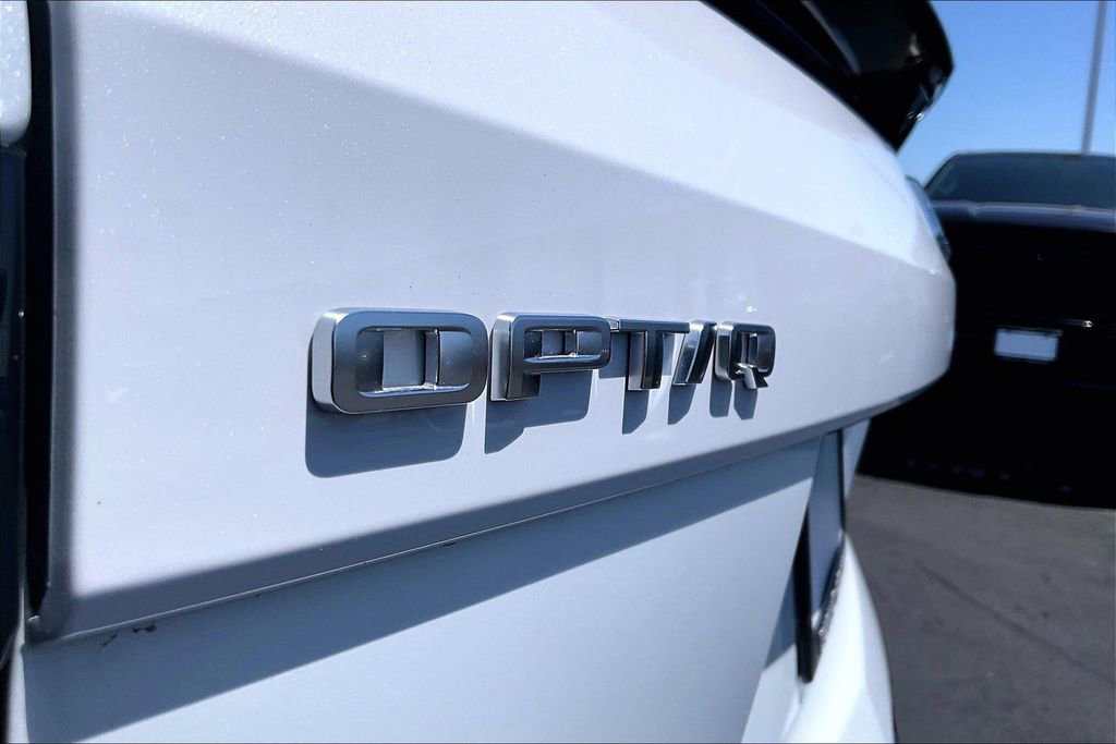 New 2026 Cadillac Optiq Luxury 1 RWD image 30