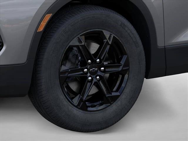 Used 2026 Chevrolet Blazer LT w/ Midnight/Sport Edition FWD image 9