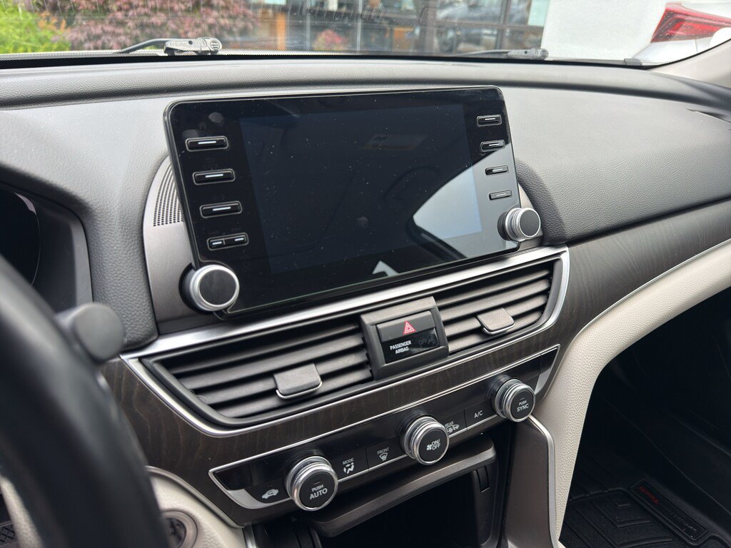Used 2018 Honda Accord EX-L image 14