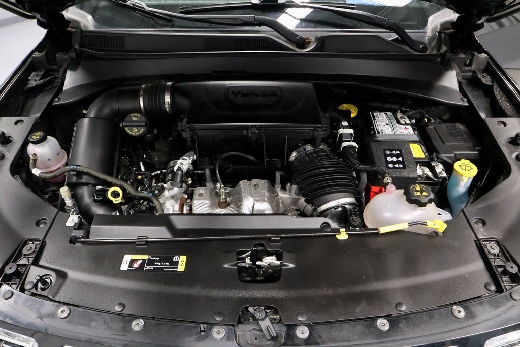 Used 2024 Jeep Compass Limited image 17