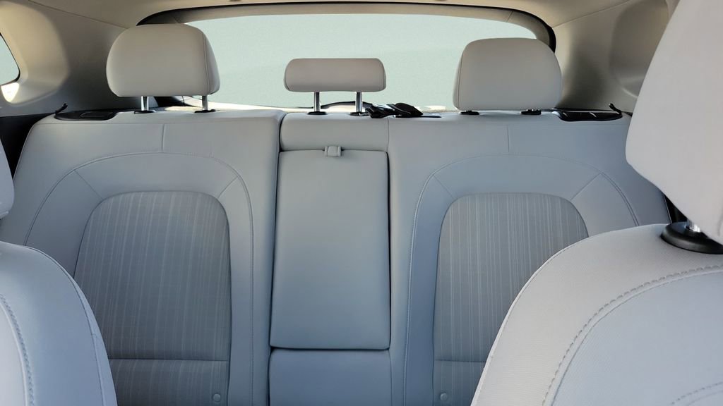 Used 2023 Hyundai Kona SEL image 13