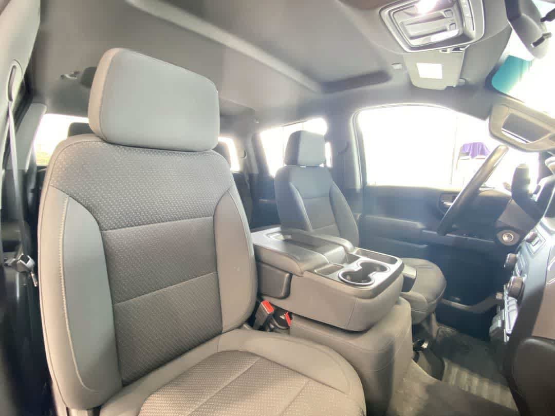 Used 2020 Chevrolet Silverado 1500 Custom Trail Boss w/ Custom Convenience Package AWD/4WD image 25