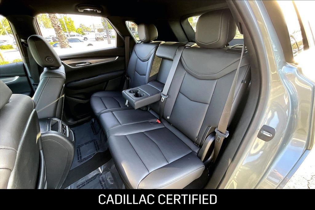 Used 2023 Cadillac XT5 Luxury w/ LPO, Floor Liner Package AWD/4WD image 19