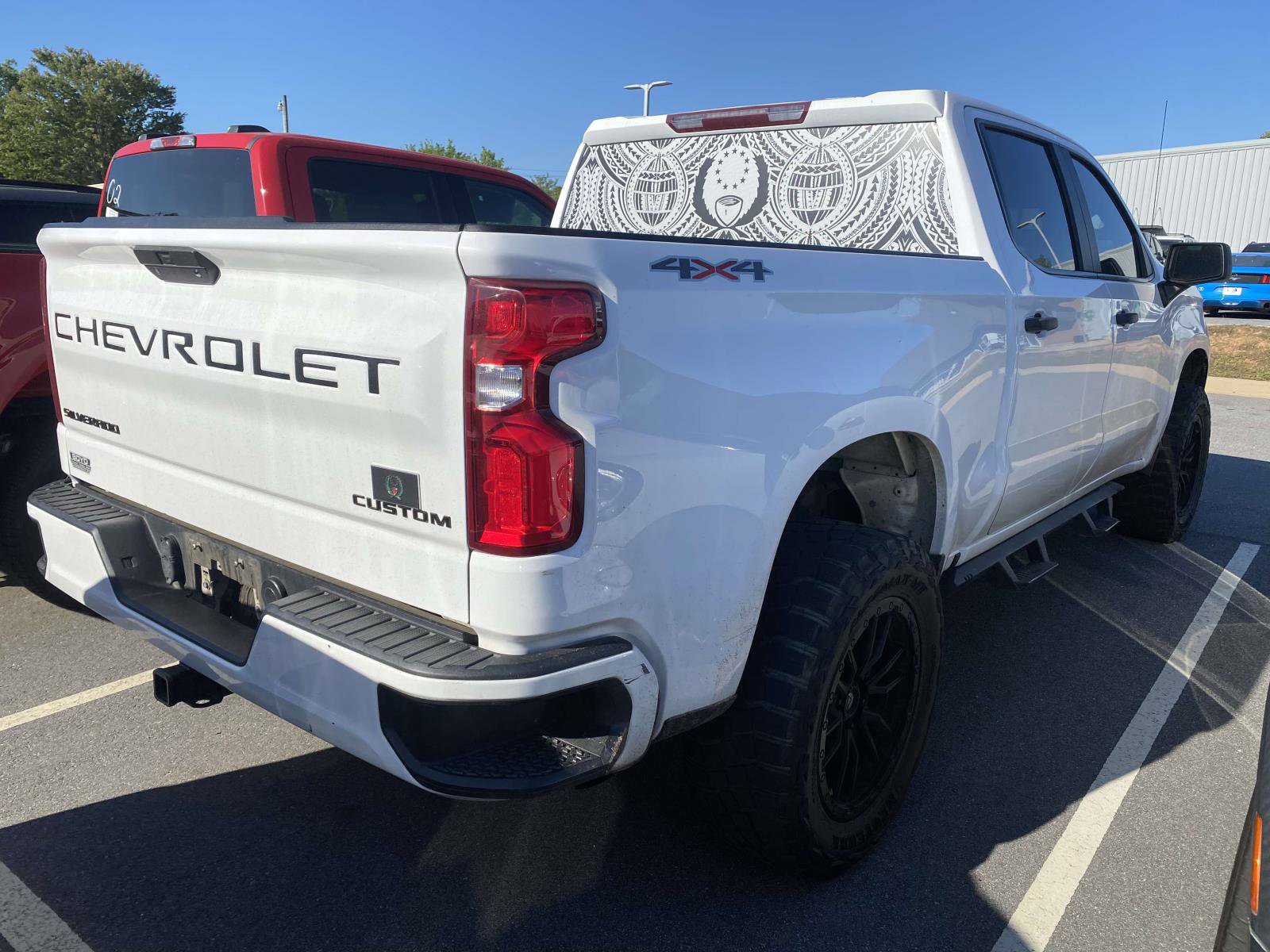 Used 2021 Chevrolet Silverado 1500 Custom w/ LPO, Dark Essentials Package AWD/4WD image 6