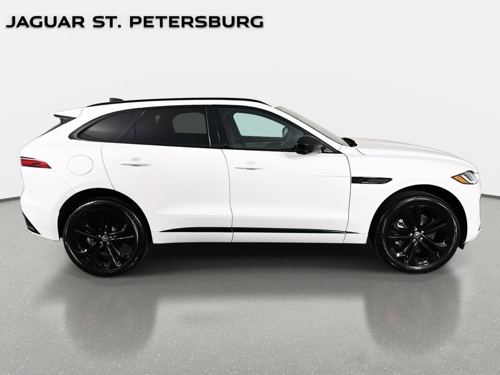 New 2026 Jaguar F-PACE R-Dynamic S AWD/4WD image 4
