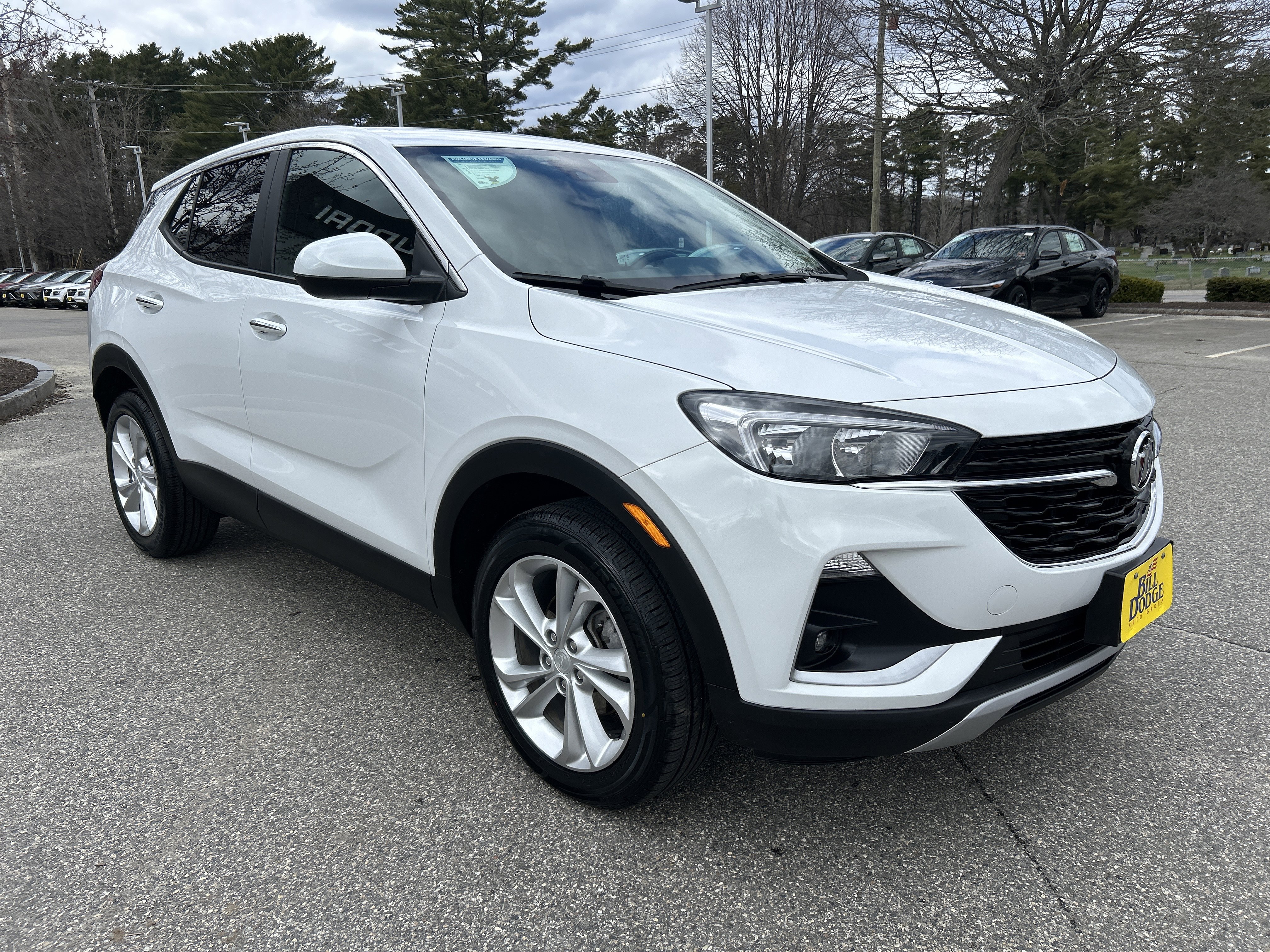 Used 2023 Buick Encore GX Preferred w/ Cold Weather Comfort Package AWD/4WD image 3