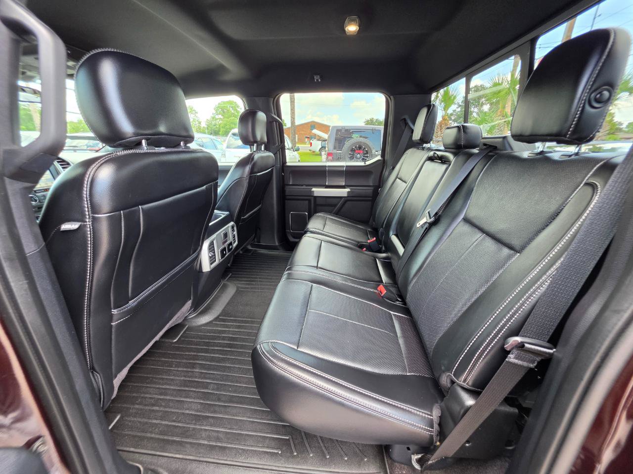Used 2018 Ford F150 Lariat w/ Equipment Group 502A Luxury AWD/4WD image 13