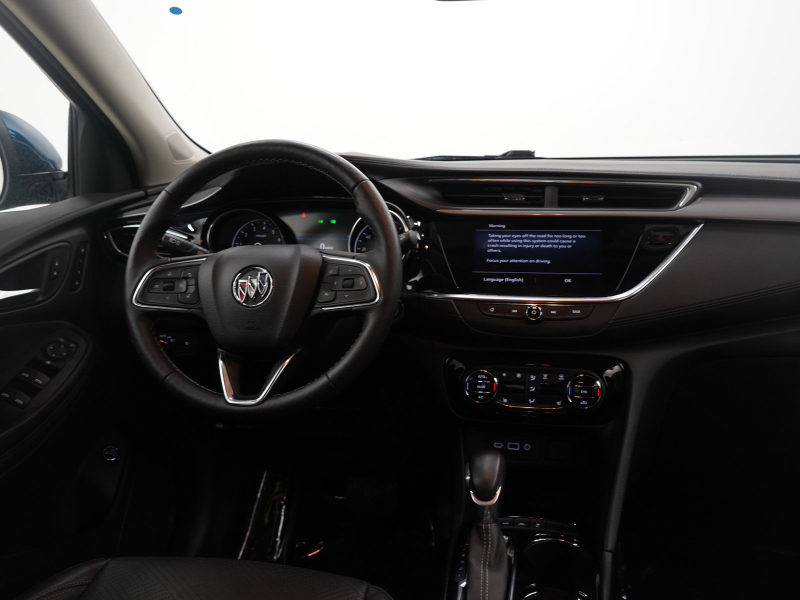 Used 2020 Buick Encore GX Essence image 13