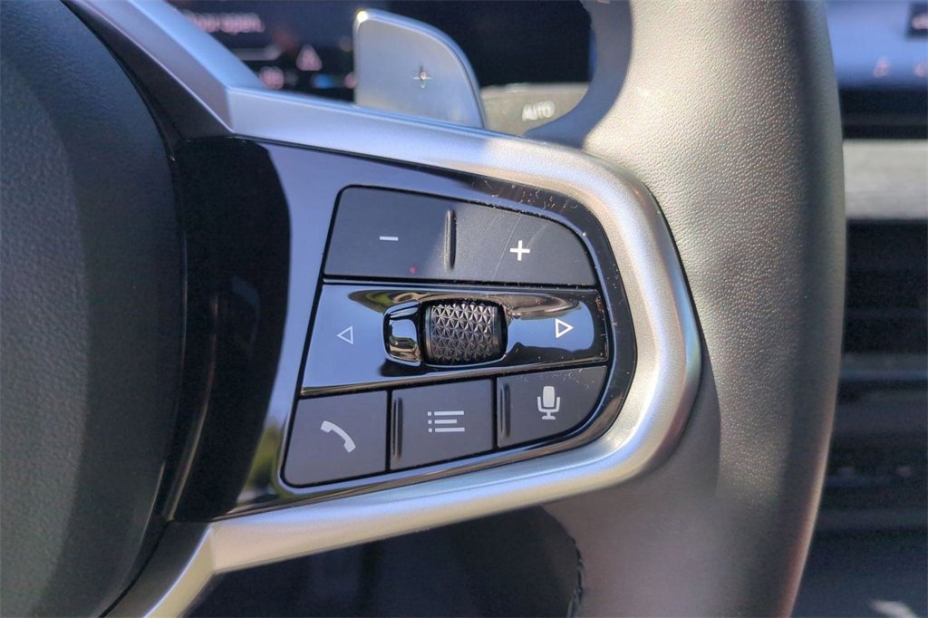 Used 2025 BMW 430i Convertible w/ M Sport Package image 34