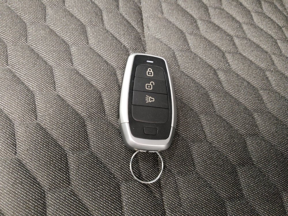 Used 2021 Chevrolet Equinox LT FWD image 32
